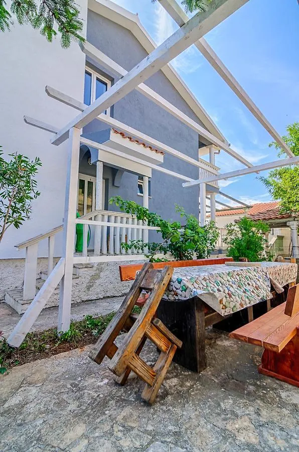 Apartments Marin Medulin Croatia