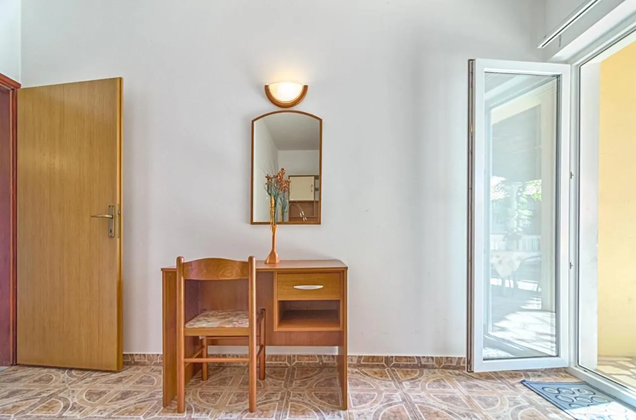 Apartments Marin Medulin