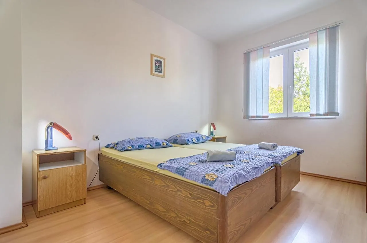 Apartments Marin Medulin 0*,  Croatia