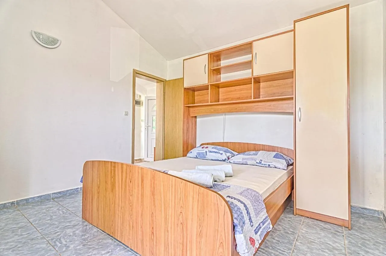 Apartments Marin Medulin Croatia
